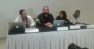 Foto: Plumas libres.