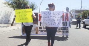 Miguel Ángel “N.”, Héctor Manuel “N.” y Adrián “N.”, quieres eran elementos de Seguridad Pública Municipal de Navojoa, fueron aprehendidos el 14 de mayo del año pasado. Foto: Proyecto Puente.