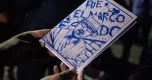 Compañeros, familiares, amigos y diferentes organizaciones realizaron una velada artística cultural en honor al periodista Javier Valdez, en mayo de 2018. Foto: Rashide Frías/Cuartoscuro-Archivo