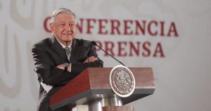El episodio de las tarifas parece haber impulsado la aprobación ciudadana al trabajo en general del mandatario mexicano. Foto: Gobierno de México.