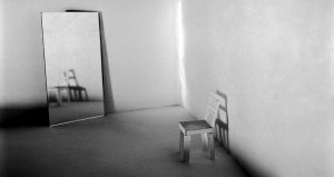 Patricia Lagarde, La casa de Asterión, en Mónica Mansour, Una casa como yo. Archivo Artes de México.