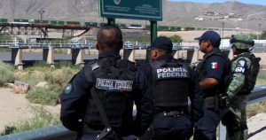 La migrante denunció que fue violada luego de que  elementos de la Policía Federal la entregaron a un grupo criminal. Imagen ilustrativa: Cuartoscuro 