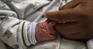 Cómo la música ayuda al desarrollo de las redes neuronales de bebés prematuros. Foto: Rashide Frías, Cuartoscuro