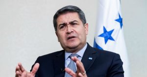 En la imagen un registro del Presidente de Honduras, Juan Orlando Hernández. Foto: EFE/Michael Reynolds/Archivo