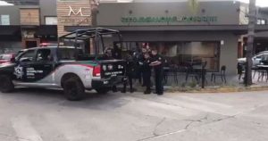 Personas armadas perpetraron un atraco durante la mañana de este viernes en una sucursal de Starbucks. Foto: Pulso