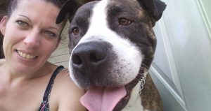 Su hija, Heaven, estaba llamando al 911 para pedir ayuda cuando el perro llamado Amigo se abalanzó sobre la mujer, que tenía antecedentes de convulsiones. Foto: Facebook