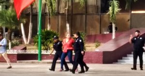 “Chiapas no debe ser una entidad donde las y los periodistas salgan a la calle a realizar su labor con miedo; por eso exigimos enérgicamente que no haya impunidad para quien menoscabe la libertad de expresión, a través del abuso de poder, la intimidación y la violencia” mencionó la Asociación. Foto: Especial vía Chiapas Paralelo