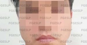 La dependencia informó que el ahora detenido de 37 años de edad, cuenta con un mandamiento judicial por su presunta responsabilidad en el delito de violación agravada en contra de su propia hija. Foto: FGESLP