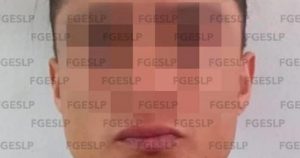 A petición de la parte afectada se procedió a la detención de quien dijo llamarse Leonardo "N" y contar con 24 años de edad. Foto: FGESLP