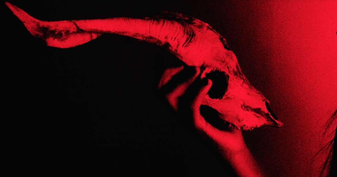 Los ángeles de la peste es un poemario realizado por el músico, filósofo y escritor José Miguel Lecumberri, con epílogo de Lucero García Flores, editado por Quimera y Barbas Poéticas. Foto: Especial