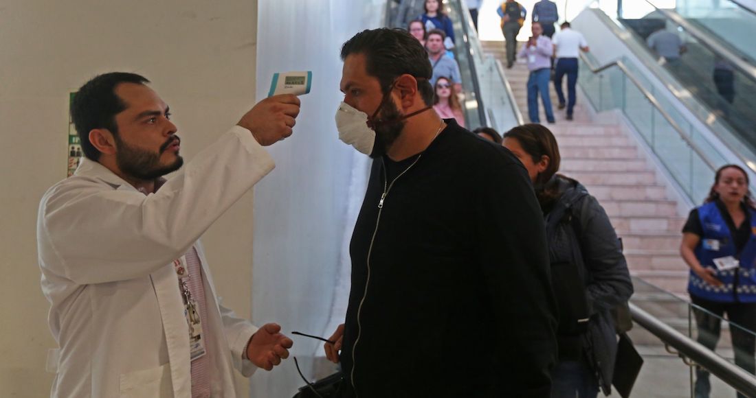 La paciente no presenta síntomas graves, por lo que por ahora, no será necesaria su atención en un hospital y será atendida desde su domicilio, en donde se encuentra en una habitación ventilada y con exposición al sol. Imagen ilustrativa: Cuartoscuro