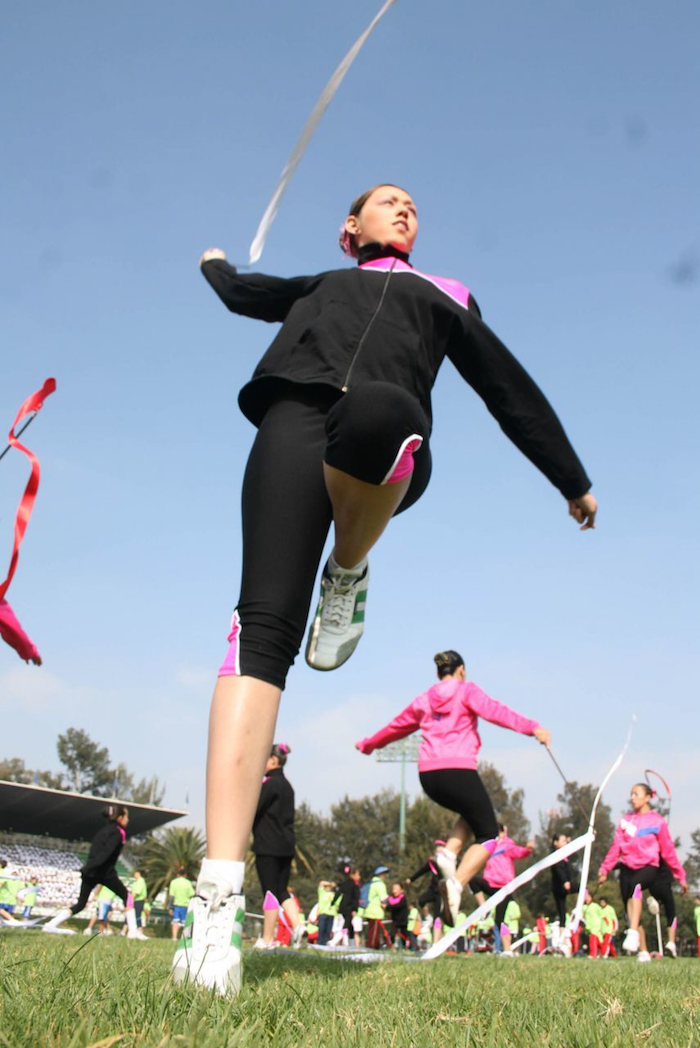 Es recomendable usar un calzado cómodo y que aporte sujeción al pie, pero sin apretarlo. Foto: Ricardo Castelán, Cuartoscuro.