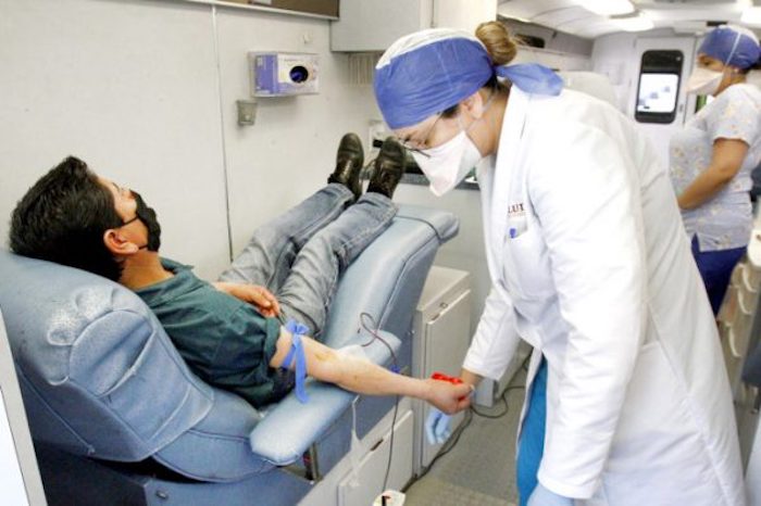 Todo el personal que se encontraba operando en el Banco de Sangre del Hospital General se mudó a la unidad móvil y, desde el 27 de abril, comenzó a operar de manera oficial.