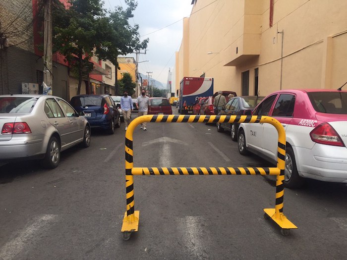 Las afueras de Plaza Lindavista.