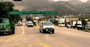 La gerente de la funeraria dijo que ella a su vez había sido advertida y notificada vía telefónica desde la Clínica COVID, ubicada en La Albarrada, de que el cuerpo que había salido era el de otra persona y no del elemento del cuerpo de Protección Civil municipal de San Cristóbal de Las Casas. Foto: Especial vía Chiapas Paralelo