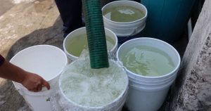 Abasto de agua. Foto: Graciela López, Cuartoscuro. 