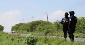 El 3 de julio, en una emboscada asesinaron a 5 policías de las Fuerzas de Seguridad Pública del Estado (FSPE) en la comunidad de El Chamizal. Foto: Cuartoscuro.
