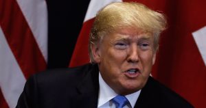 La campaña en contra de Donald Trump viene de la derecha. Foto: EFE/Archivo.