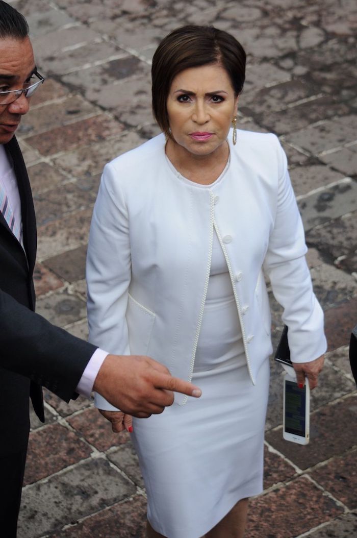 En septiembre de 2018, Rosario Robles asistió a la ceremonia del 171 aniversario de la gesta heroica de los niños héroes de Chapultepec y la explanada del altar a la patria. 