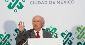 El Secretario de Medio Ambiente y Recursos Naturales (Semarnat), Víctor Manuel Toledo. Foto: Cuartoscuro