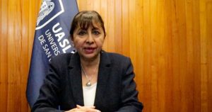 Profesora se disculpa públicamente con alumno de la UASLP. Foto: Especial.