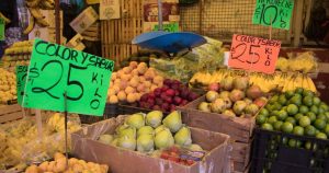 El Instituto Mexicano de Ejecutivos de Finanzas (IMEF) considera que la inflación podría cerrar en cuatro por ciento el próximo año. Foto: Cuartoscuro