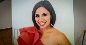 Violeta era una mujer sana de 41 años con ánimos de mejorar su cuerpo y su calidad de vida, cuando murió víctima de un fraude médico el pasado 14 de agosto. Foto: Especial vía PopLab