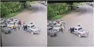 La información apunta que los vehículos se llevaron al elemento de la Guardia Nacional rumbo al poblado Madrid, ubicado también en Tecomán. Foto: Imágenes tomadas de video