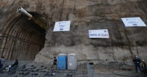 AMLO visitó hoy la construcción de la Presa Santa María, en Sinaloa. Foto: Noroeste.
