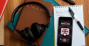 Aprender idiomas desde la infancia es un atractivo para padres para elegir una escuela. Foto: Shutterstock.