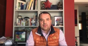El Alcalde Sergio Quezada ofreció hoy una disculpa por sus expresiones machistas. Imagen tomada de video. 