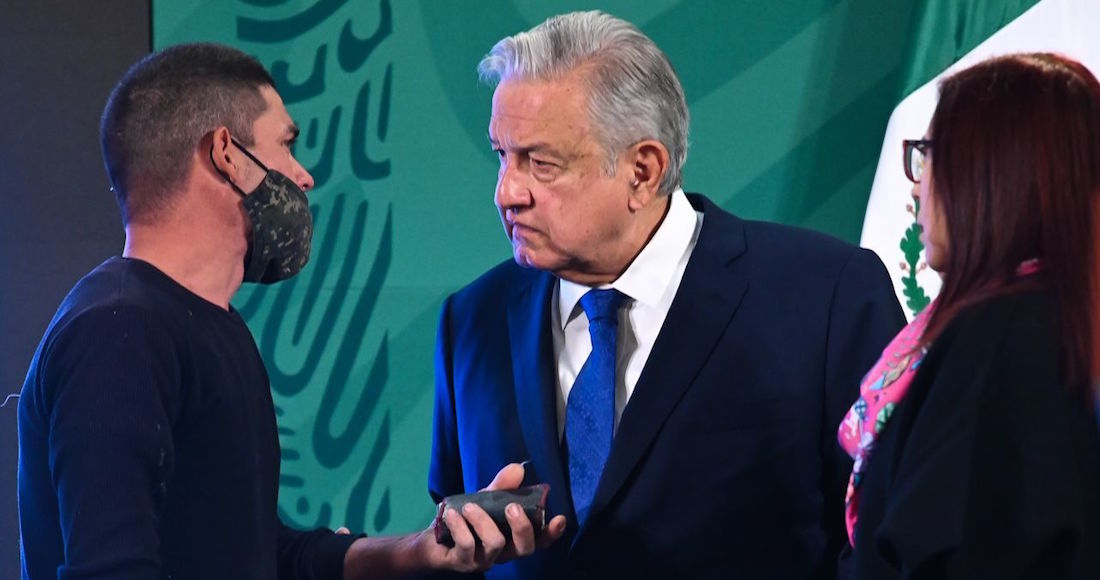 El joven fue identificado como José Luis y pidió apoyo al Presidente López Obrador. Foto: Daniel Augusto, Cuartoscuro.