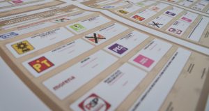 El Instituto Nacional Electoral (INE) dio inició a la distribución de las 102 millones de boletas electorales y material de casillas para los comicios del próximo 6 de junio.