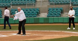 Andrés Manuel López Obrador presidió Acciones de Mejoramiento Urbano en el Nuevo Estadio de Béisbol de San Luis Río Colorado. Foto: Cuartoscuro.