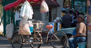De acuerdo con el presidente del Instituto, Julio Santaella, en aquel entonces 17 entidades registraron bajas en su PIB, mientras que 15  estados mostraron aumentos. Foto: Cuartoscuro. 