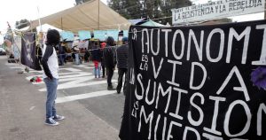 Los Pueblos Unidos mantienen plantón en defensa del agua. Foto: Cuartoscuro. 