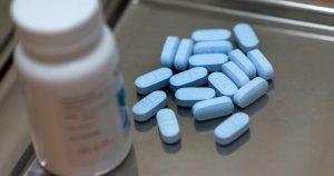 Al principio, los opioides se recetaban exclusivamente para tratar el dolor agudo, postoperatorio y oncológico. Sin embargo, cada vez es más frecuente que se prescriban para tratar el dolor crónico no oncológico. Imagen ilustrativa. Foto: EFE