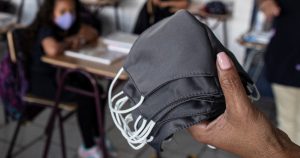 Las mascarillas, ¿realmente funcionan? Foto: Esteban Félix, AP