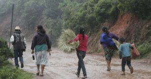 Angélica se casó cuando tenía 11 años de edad con Rafael Julián Pacheco, de 12 años, a quien no conocía porque fue un acuerdo entre su papá y su suegro. Foto Ilustrativa: Bernandino Hernández, Cuartoscuro