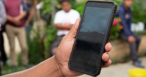 Durante los últimos años el uso del teléfono móvil ha ido creciendo de manera exponencial, especialmente tras la eclosión de los dispositivos inteligentes. Foto: Cuartoscuro