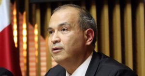 FGR pide a la Interpol emitir ficha roja contra Carlos Treviño, exdirector de Pemex