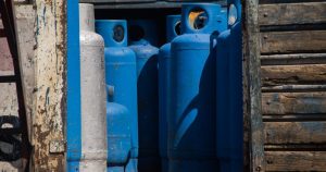 La práctica del gashicol implica un gran riesgo para la población. Foto: Victoria Valtierra, Cuartoscuro.