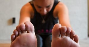 Los pies también se exponen a lesiones con el frío del invierno. Foto: Cuartoscuro