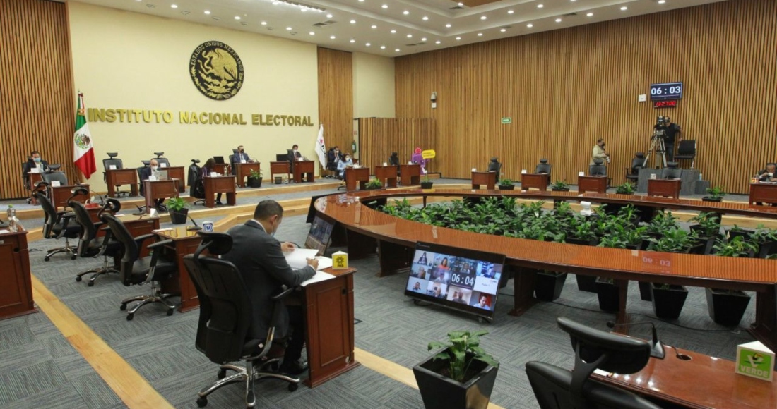 Una sesión extraordinaria del Instituto Nacional Electoral (INE).