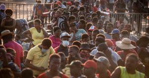 Migrantes cruzando territorio mexicano. Foto: Cuartoscuro. 