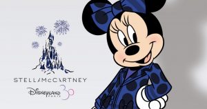 Minnie Mouse incorpora a su armario un traje pantalón.  Foto: Twitter,  @DisneyParis_EN