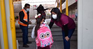 Este lunes regresan a clases millones de niños de nivel básico. Foto: Cuartoscuro.