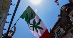 Activistas afirman que la nueva ley podría cambiar las reglas del juego y aumentar las oportunidades de negocio, especialmente para las mujeres. Foto: Cuartoscuro. 