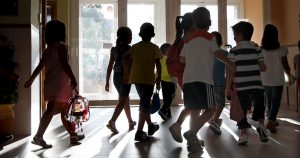 Durante la semana pasada han saltado a la prensa noticias prealarmantes sobre varios casos de hepatitis aguda que afectan a varios niños en el Reino Unido, en España y en Estados Unidos. Foto: JuanJo Martín, EFE