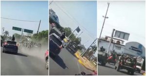 En un video de 27 segundos se ve a la gente armada en varias camionetas que persigue a los militares sobre la carretera que va de la Autopista Siglo 21 hacia Apatzingán. Foto: Captura de video.